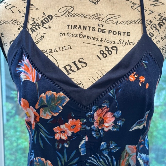 Tropical High Low Dress - Picture 2 of 8